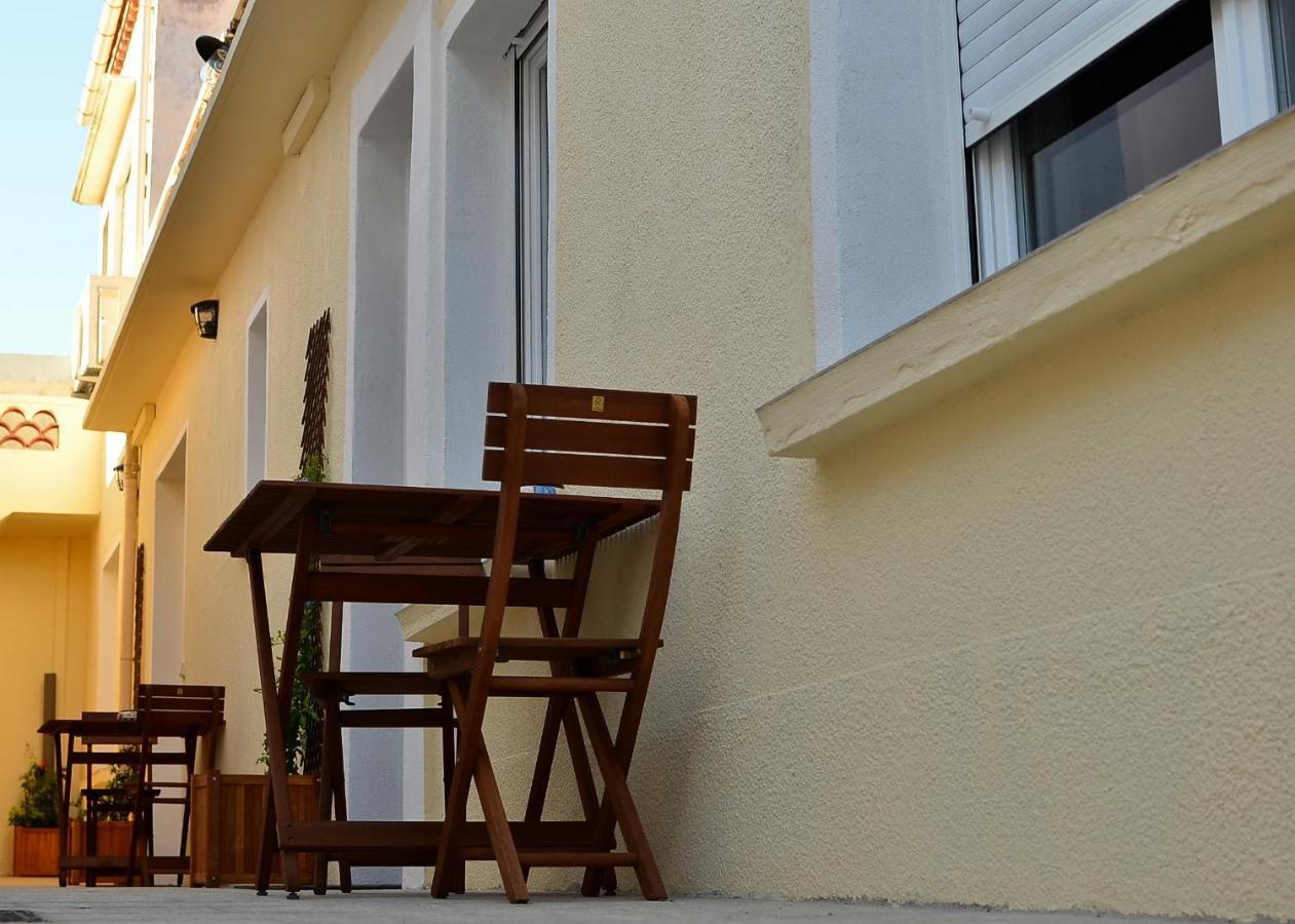 Mistral Appartements Port-Saint-Louis-du-Rhône Esterno foto