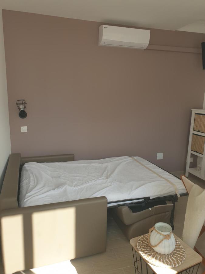 Mistral Appartements Port-Saint-Louis-du-Rhône Esterno foto